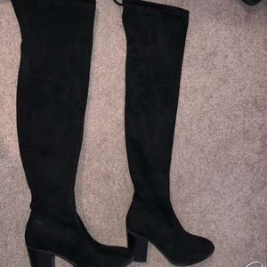 Knee high boots !SIZE 8